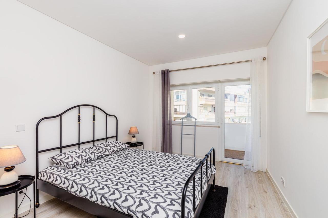 Dora'S Home Cacilhas Екстер'єр фото